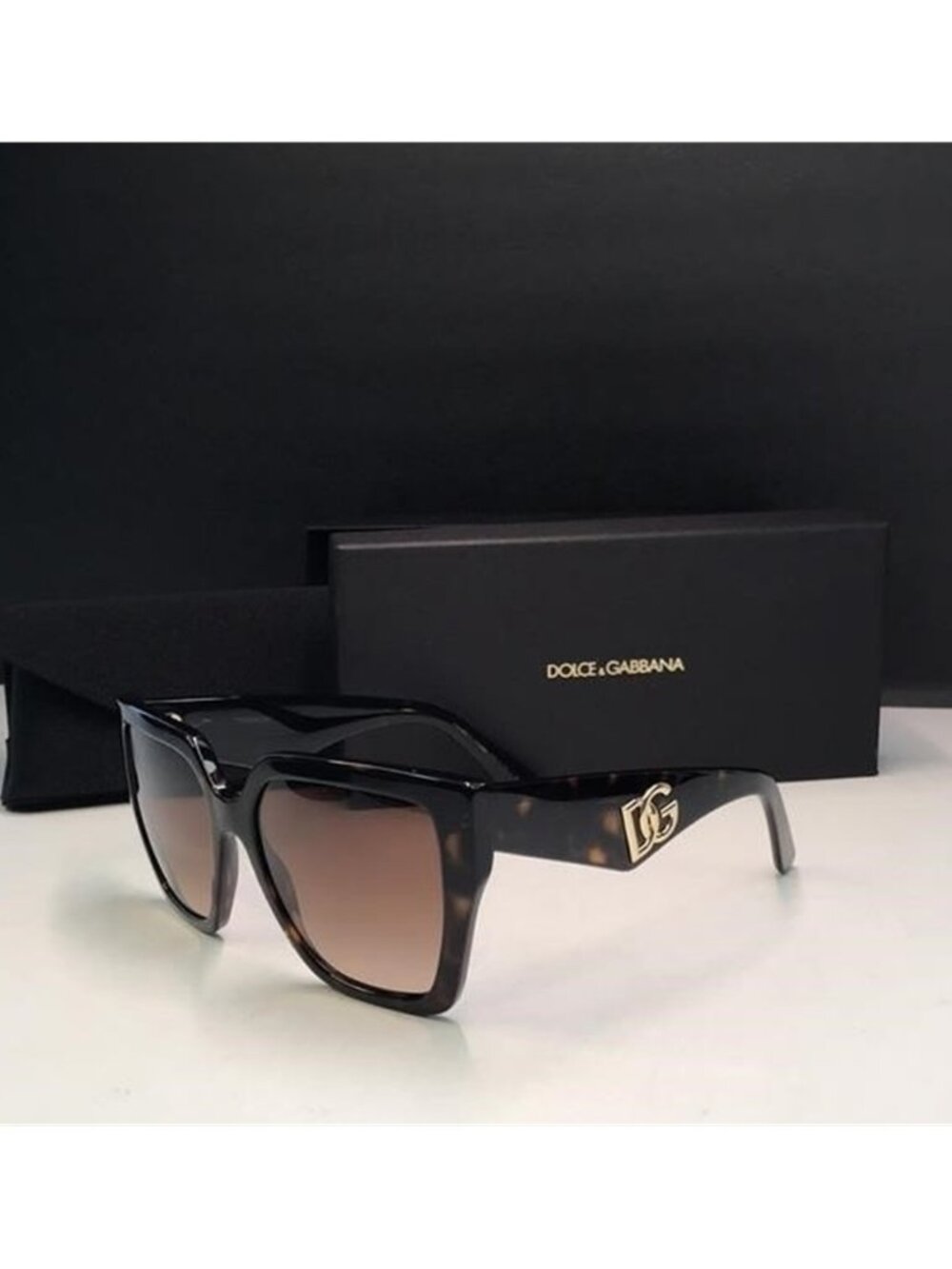 New Authentic DOLCE & GABBANA Women's Brown Square Sunglasses DG 4438